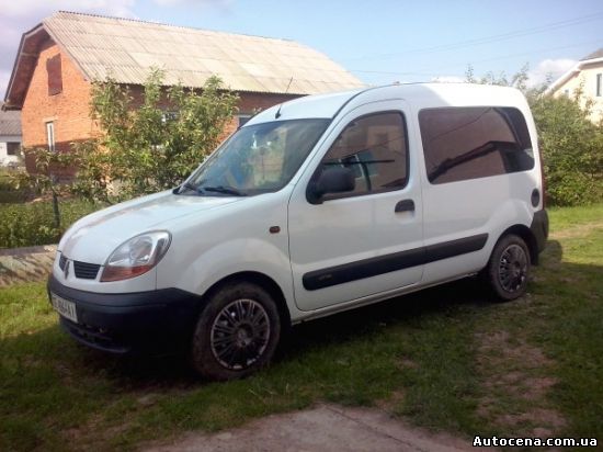 Автомобили Керчь: Renault Kangoo пасажир7 600 $ онлайн