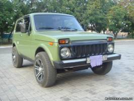 Lada Внедорожник: нива за 4000 $