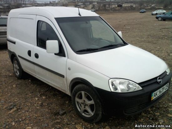 Автомобили Мукачево: Opel Combo7 250 $ онлайн