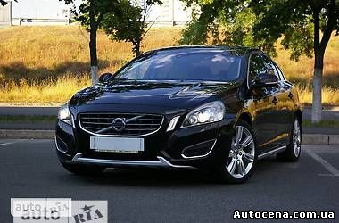 Автомобили Volvo: Volvo S60 1.6 T4 2013 онлайн