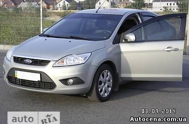 Автомобили Ford: Ford Focus 2010 онлайн