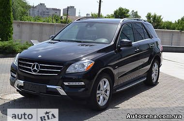 Автомобили Mercedes-Benz: Mercedes-Benz ML 350 2012 онлайн