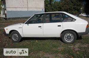 Авто продажа АЗЛК: Москвич / АЗЛК 2141 1988